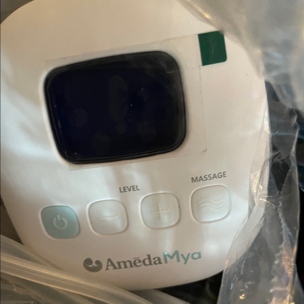 Ameda Mya portable pump wireless